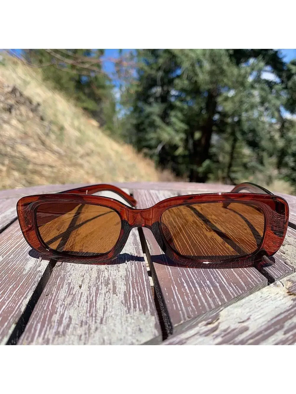 Vintage y2k style Burgundy Brown high quality square shaped sunglasses. Tinted